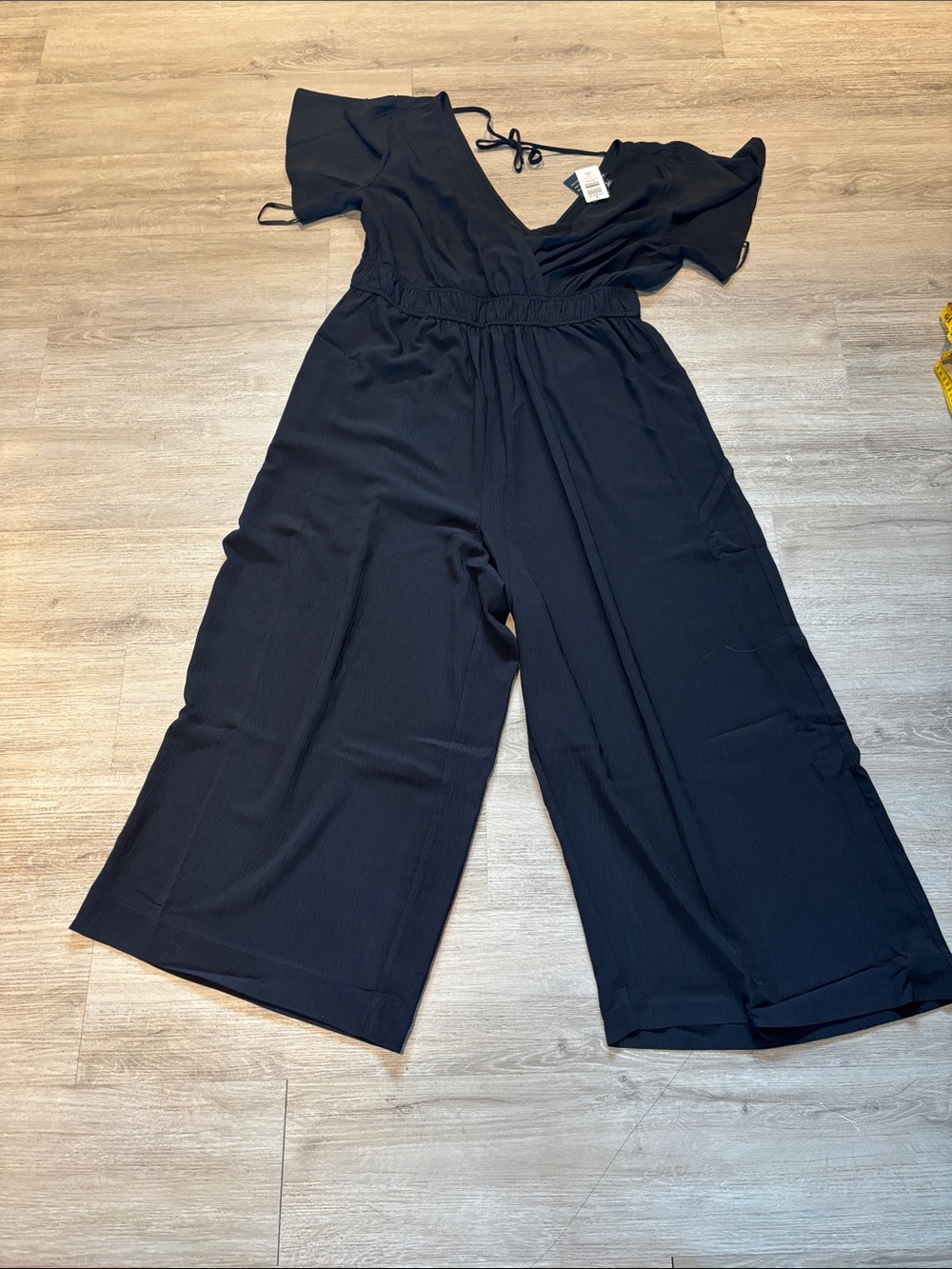 torrid‎ Black V-Neck Wide-Leg Jumpsuit